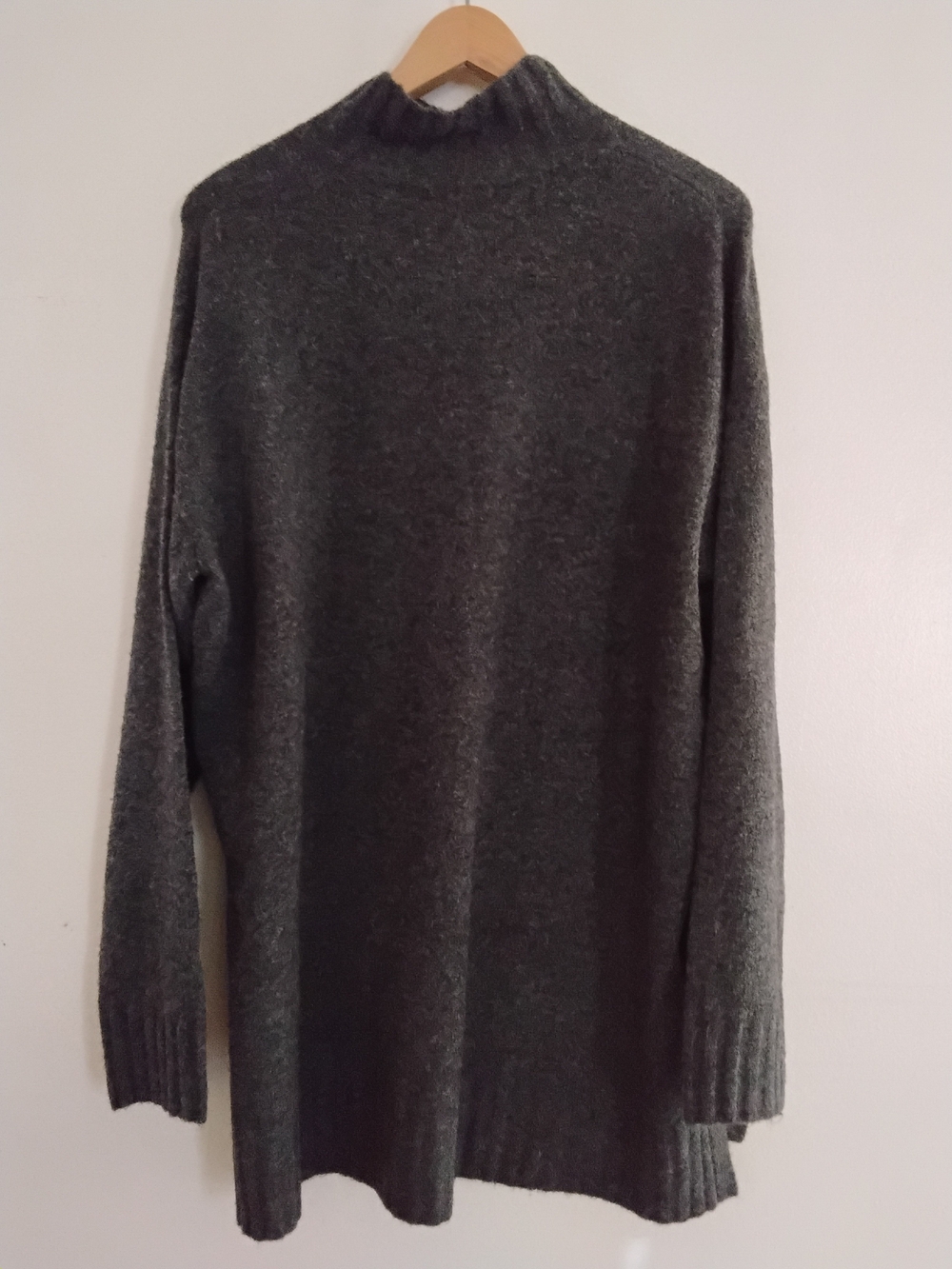 Womens H&M Sweatershirt Top